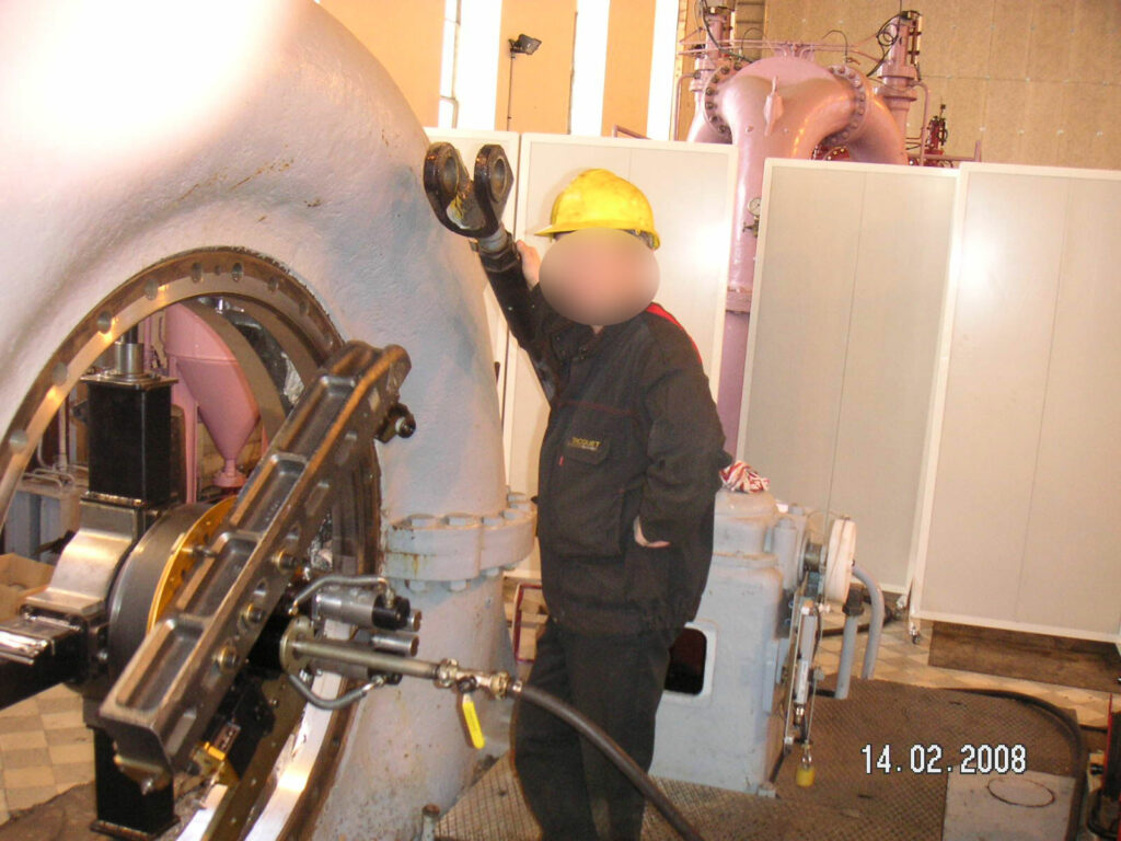 turbines on-site machining