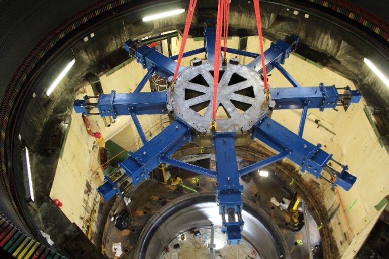 Usinage de  manteau de roue (type Kaplan) FESSENHEIM